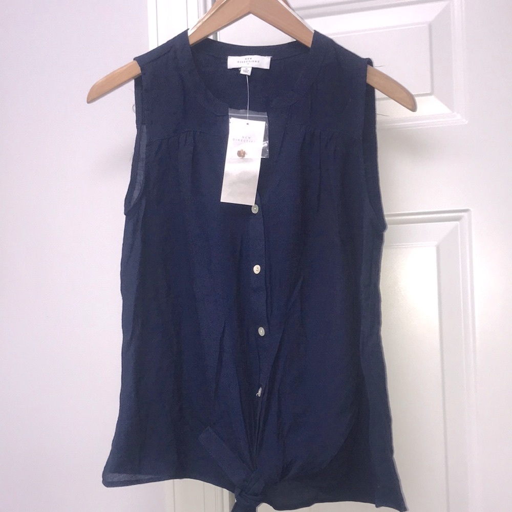 New Directions sleeveless top. Women’s Small